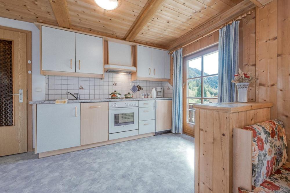 Kradorferhof Apartment ซานตา มาดดาเลนา อิน คาซีส์ ห้อง รูปภาพ